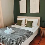 Old Town Escape With Stunning Skyline - Spacious 2bed Tallinn
