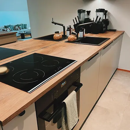 Apartamento Old Town Luxury With Stunning Skyline - Spacious 2bed